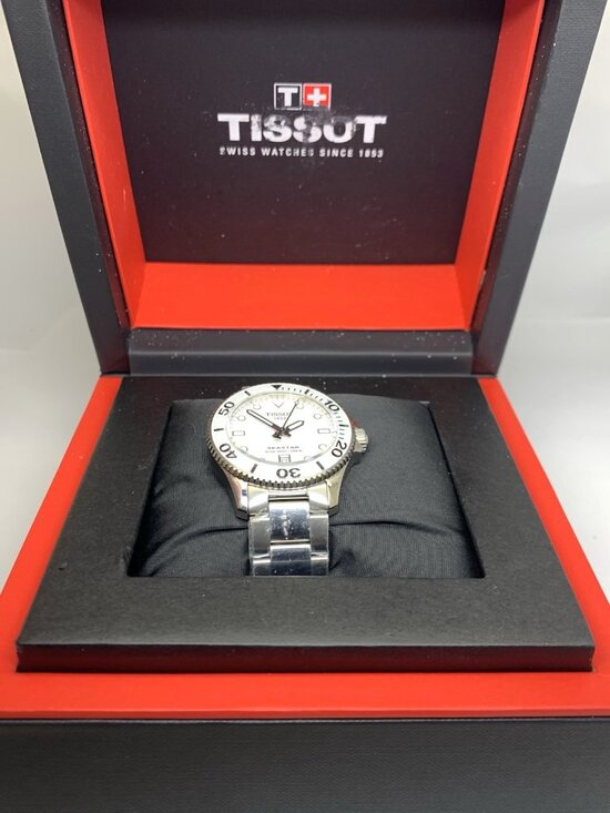 Tissot Women\'s Watch Seastar Swiss Quartz White Dial Silver 36mm T1202101101100 main image 11